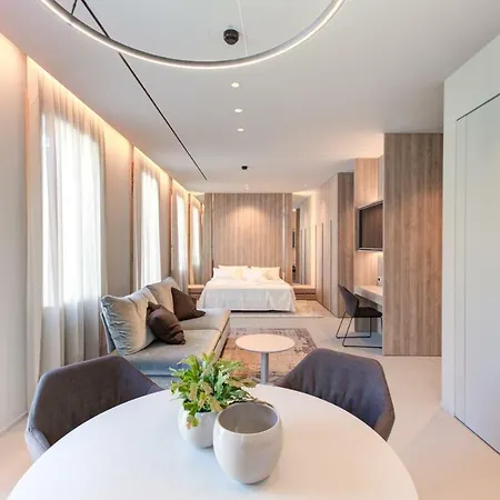 Apart-hotel Italia 4*