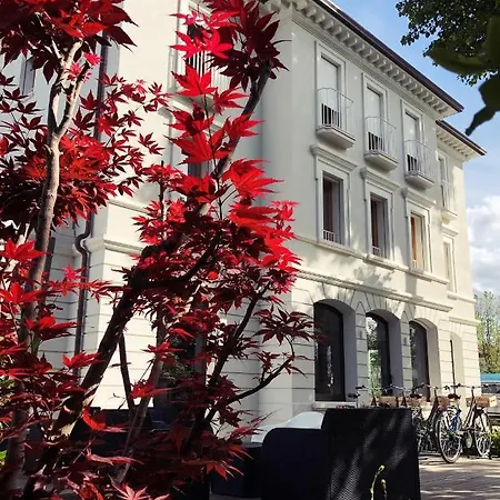 Italia Apartmanhotel